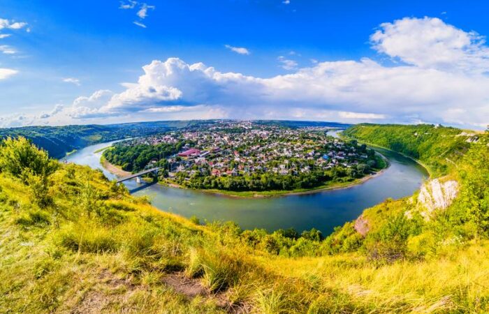 panorama-zalishchyky-dniester-river